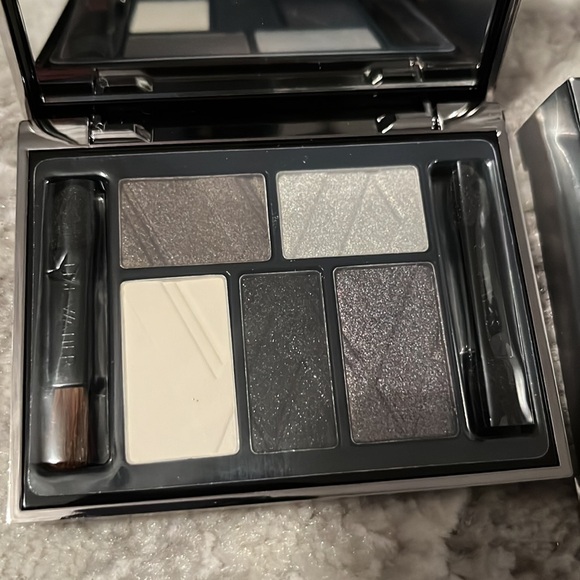 Lise Watier “Dress Code” Eyeshadow Palette NWB - Picture 2 of 5